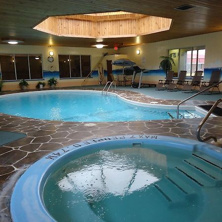 Canway Inn & Suites Dauphin Eksteriør billede