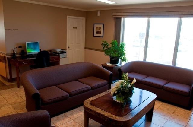 Canway Inn & Suites Dauphin Eksteriør billede
