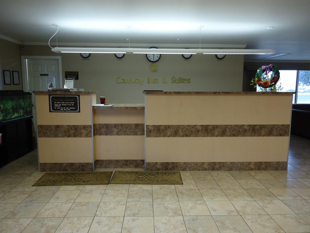 Canway Inn & Suites Dauphin Eksteriør billede
