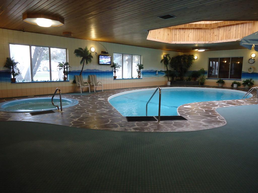 Canway Inn & Suites Dauphin Eksteriør billede